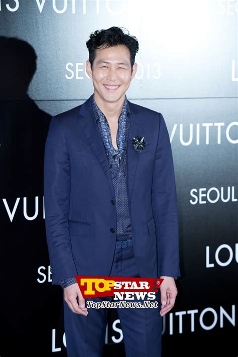 lee jung-jae louis vuitton suit|Lee Jung.